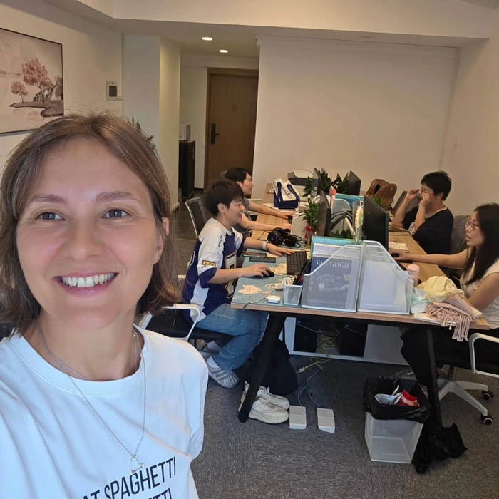 Anna Morozyuk and her team in the Guangzhou office